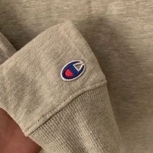Vintage Heather gray Champion crew sweatshirt